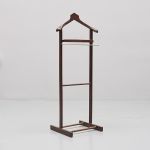 505469 Valet stand